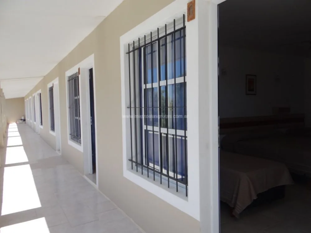 Pasillo de acceso a las habitaciones de Complejo Mar-Zoe